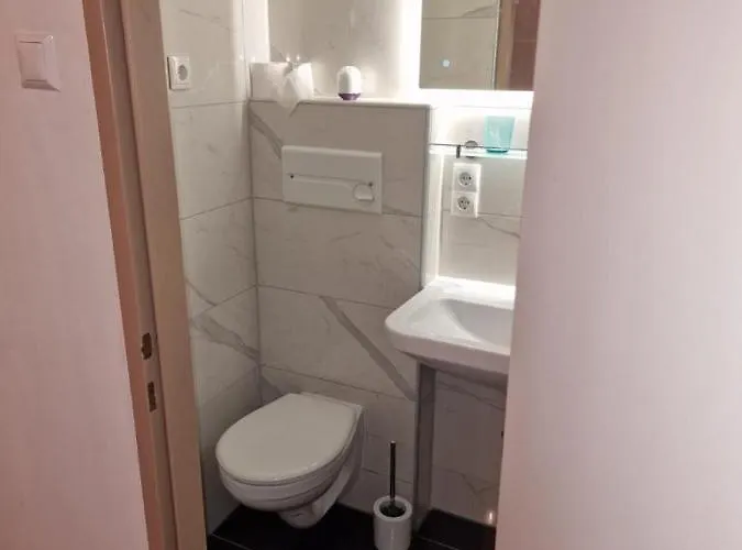 Claudia דירה Altossiach